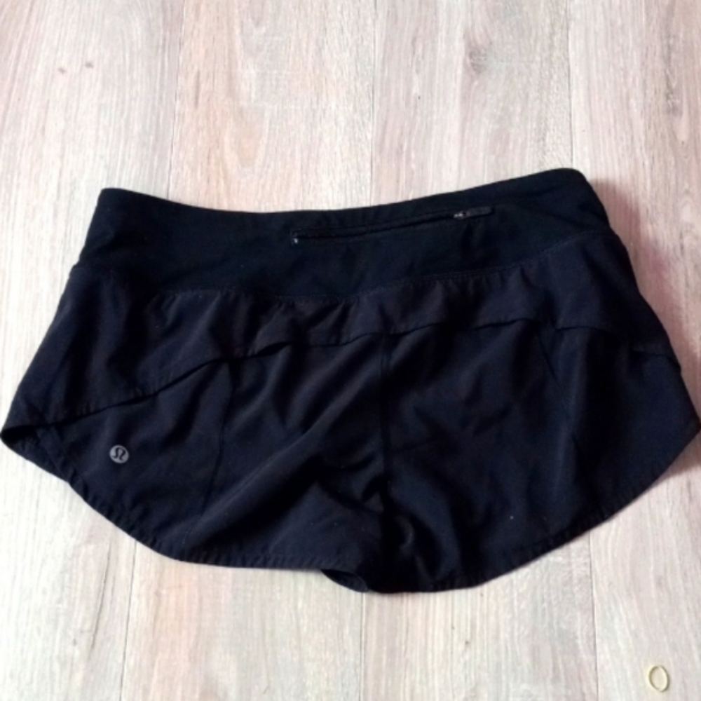 Black speed ups size 6 lululemon athletica